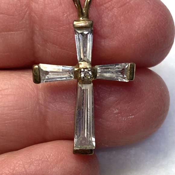 Gold Tone Clear Beveled Crystal Cross Pendant Necklace 925..........133 - Picture 1 of 10